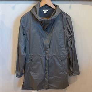 Garnet Hill Rain Wind Jacker Size Small